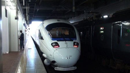 поезд в японии
