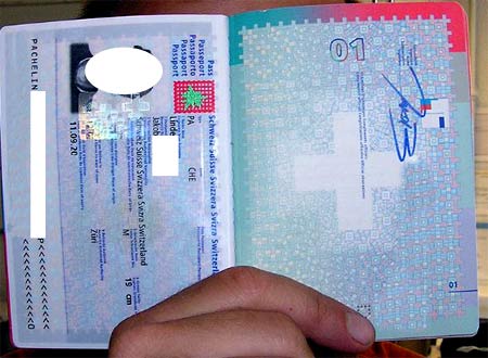 Изображение - Как получить гражданство швейцарии гражданину рф passport1