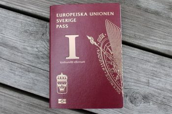 Паспорт гражданина Швеции