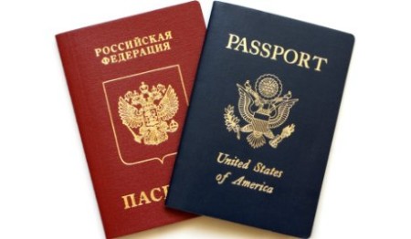 Паспорта РФ и США