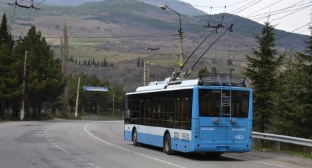 Как добраться из аэропорта Симферополя до автовокзала и других городов Крыма () Как добраться из аэропорта Симферополя до автовокзала и других городов Крыма