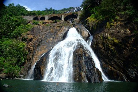 Водопад Дудхсагар, Гоа