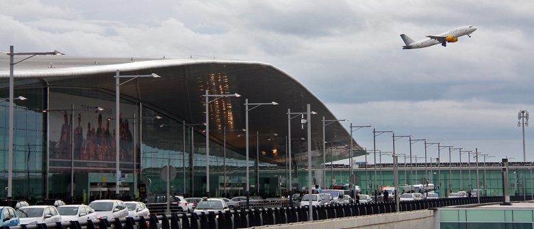 Аэропорт Эль Прат Барселона.