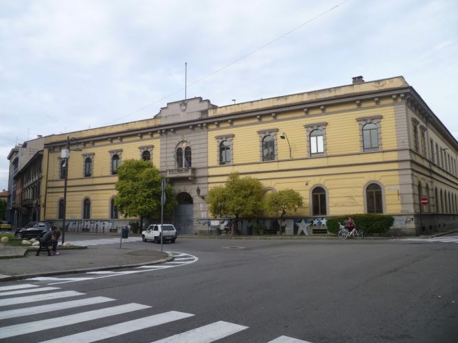 liceo artistico в городе Бусто-Арсизио