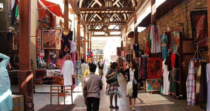Текстильный рынок в Дубаи