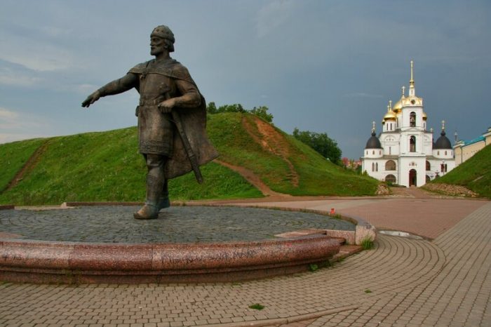 Куда поехать на Пасху в России и за границу () Куда поехать на Пасху в России и за границу