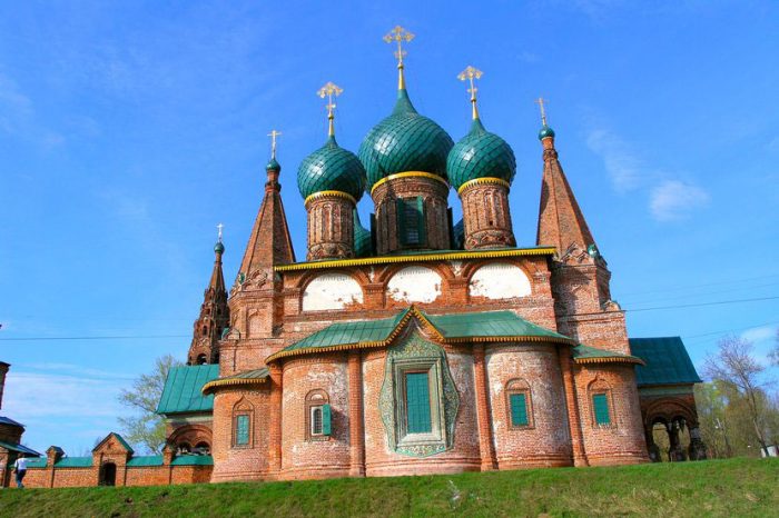 Куда поехать на 9 мая в России () Куда поехать на 9 мая в России