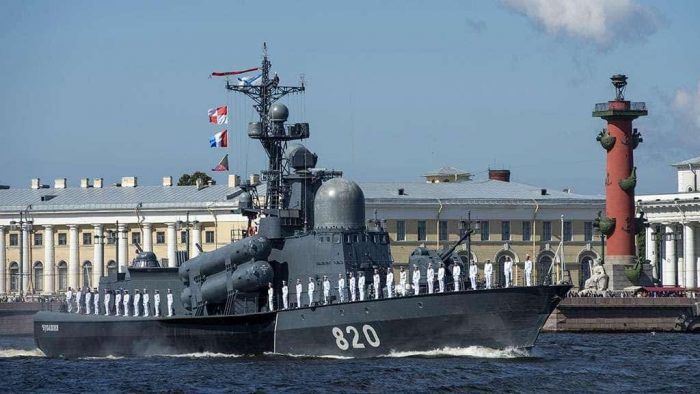 Куда поехать на 9 мая в России () Куда поехать на 9 мая в России