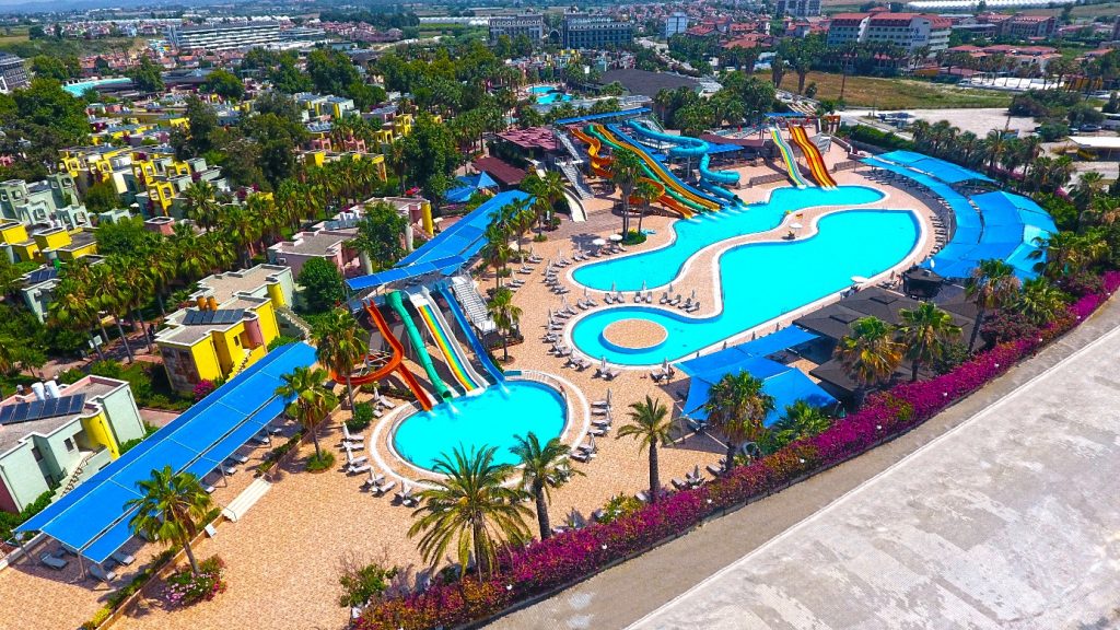 11 лучших отелей Турции с аквапарком